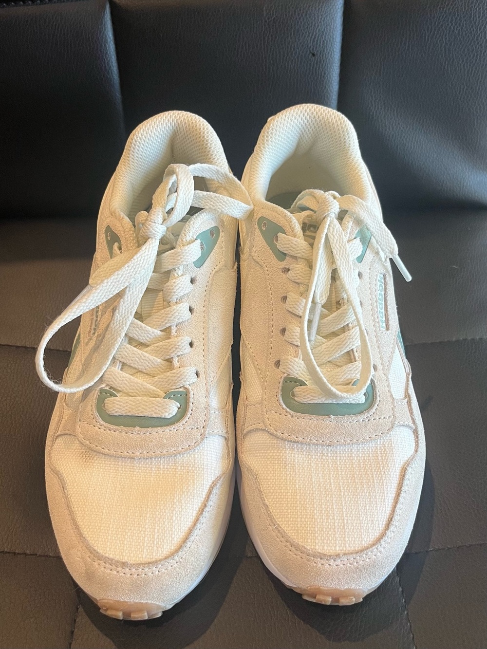 Reebok Classic Sneakers – Cream/White & Sage Green
